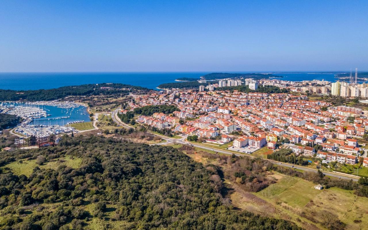 Apartment Blue Pula, New, Family Friendly, Comfortable, Free Parking And Wifi Exterior foto