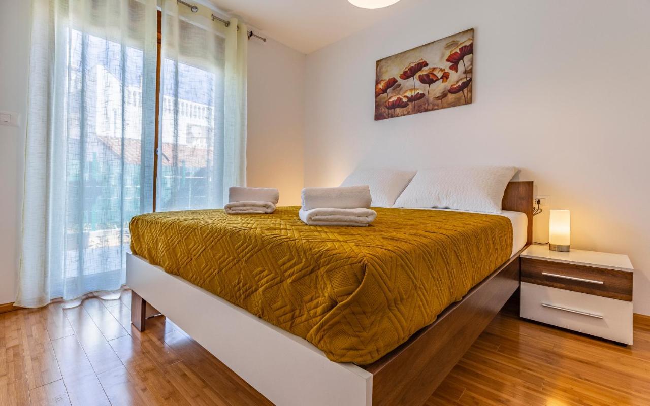 Apartment Blue Pula, New, Family Friendly, Comfortable, Free Parking And Wifi Exterior foto