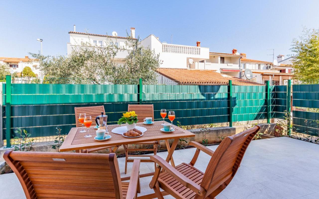 Apartment Blue Pula, New, Family Friendly, Comfortable, Free Parking And Wifi Exterior foto