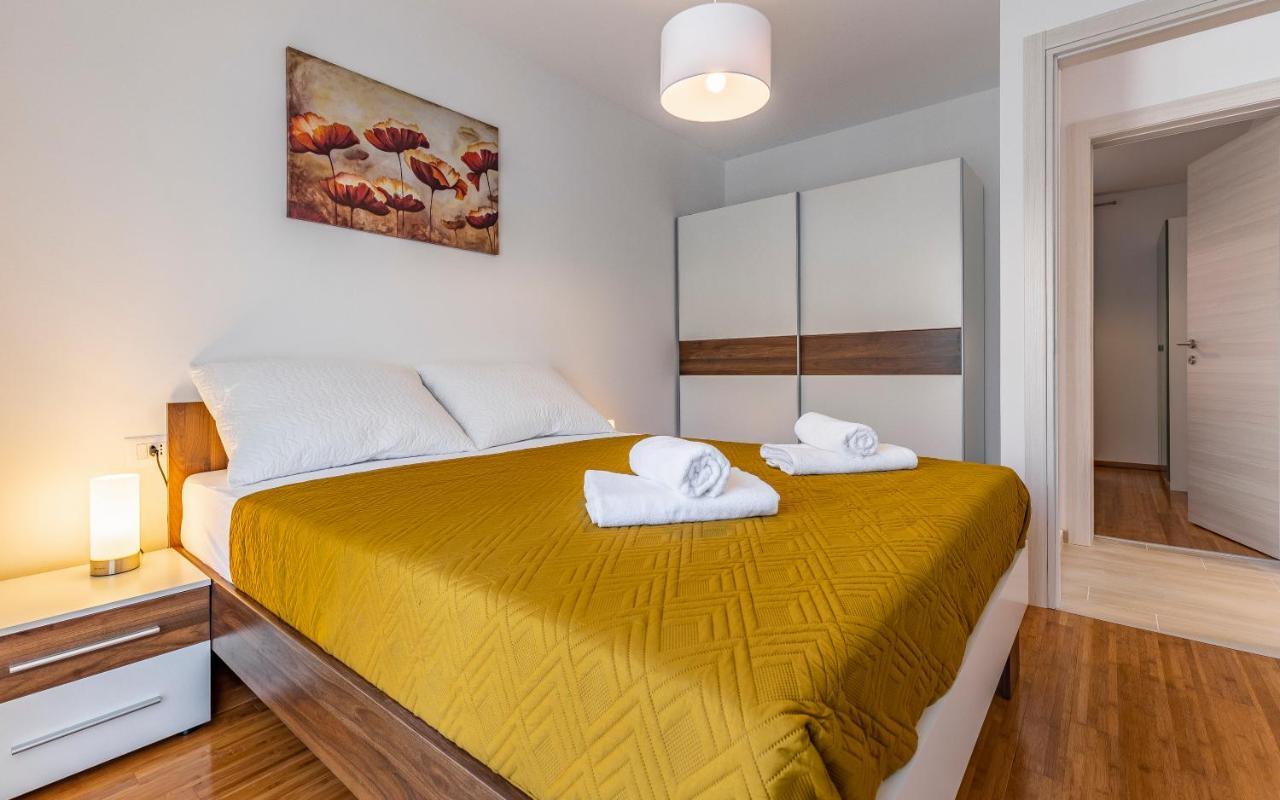 Apartment Blue Pula, New, Family Friendly, Comfortable, Free Parking And Wifi Exterior foto