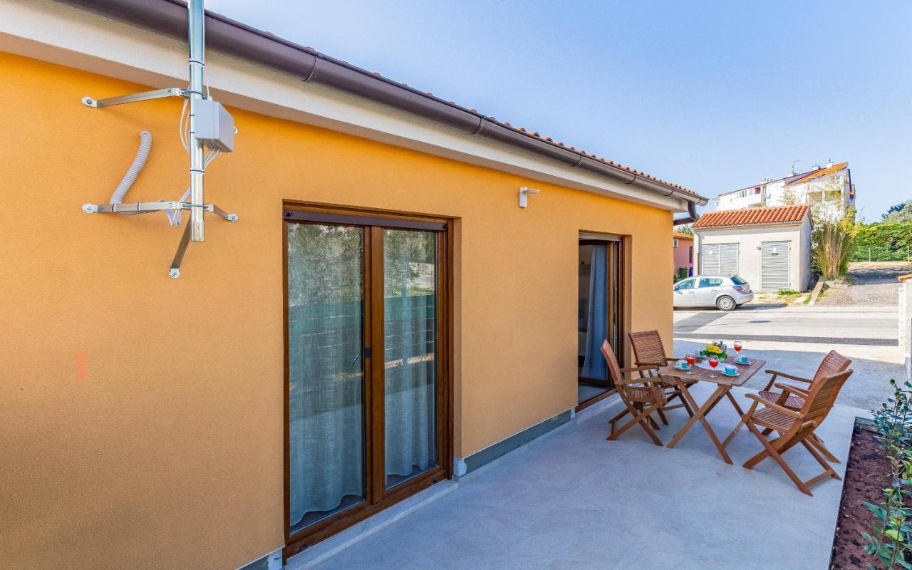 Apartment Blue Pula, New, Family Friendly, Comfortable, Free Parking And Wifi Exterior foto