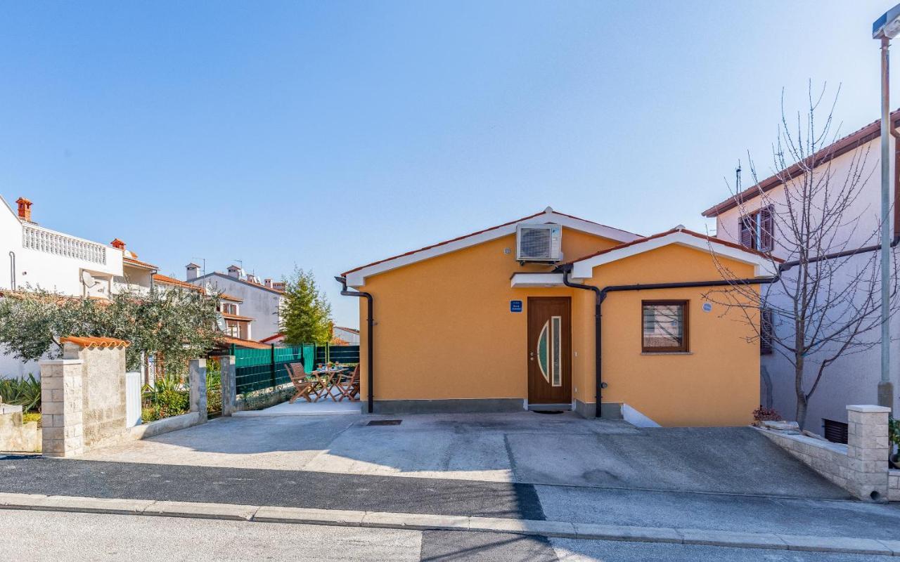 Apartment Blue Pula, New, Family Friendly, Comfortable, Free Parking And Wifi Exterior foto