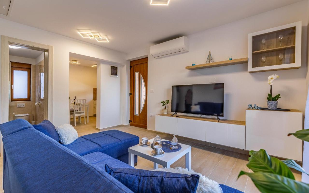 Apartment Blue Pula, New, Family Friendly, Comfortable, Free Parking And Wifi Exterior foto